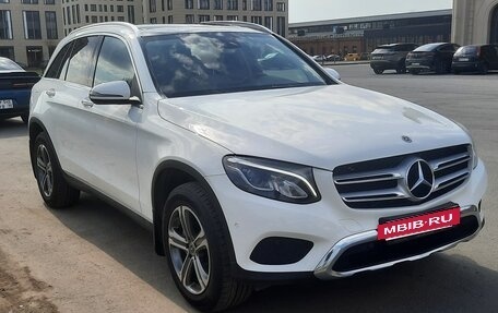 Mercedes-Benz GLC, 2017 год, 3 500 000 рублей, 2 фотография