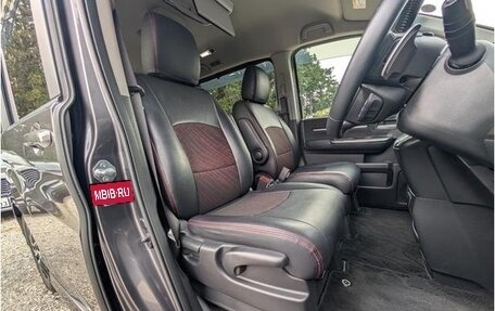 Honda Stepwgn IV, 2022 год, 1 910 000 рублей, 16 фотография