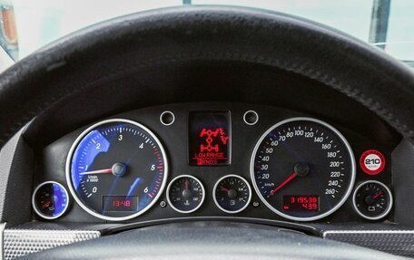 Volkswagen Touareg III, 2006 год, 739 000 рублей, 18 фотография