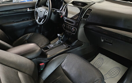 KIA Sorento II рестайлинг, 2013 год, 1 710 000 рублей, 9 фотография