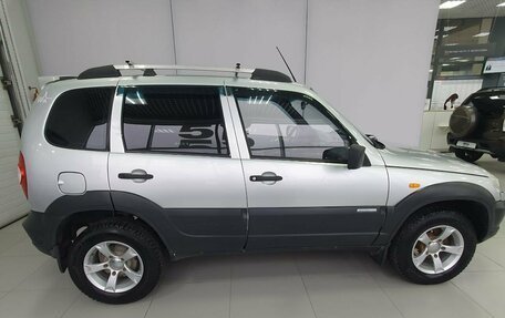 Chevrolet Niva I рестайлинг, 2010 год, 390 000 рублей, 5 фотография