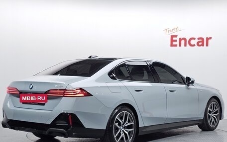 BMW 5 серия, 2025 год, 7 221 000 рублей, 2 фотография