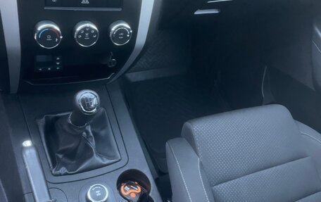 ЛуАЗ Patriot, 2022 год, 1 650 000 рублей, 21 фотография