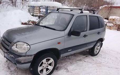 Chevrolet Niva I рестайлинг, 2008 год, 18 фотография