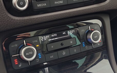 Volkswagen Touareg III, 2016 год, 3 600 000 рублей, 14 фотография