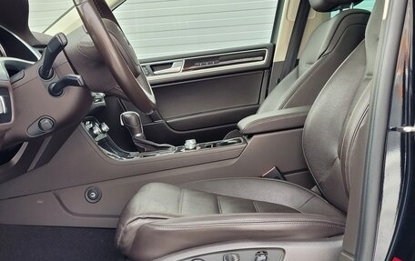 Volkswagen Touareg III, 2016 год, 3 600 000 рублей, 9 фотография