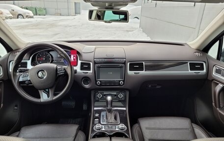 Volkswagen Touareg III, 2016 год, 3 600 000 рублей, 10 фотография