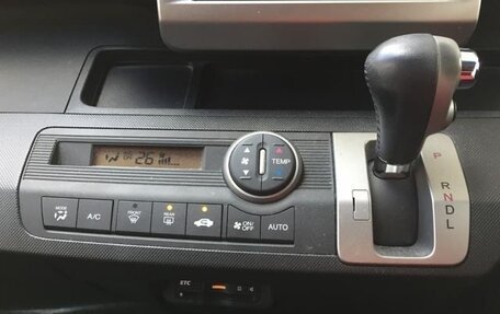 Honda Freed I, 2014 год, 990 000 рублей, 11 фотография