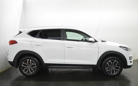 Hyundai Tucson III, 2019 год, 2 100 000 рублей, 4 фотография