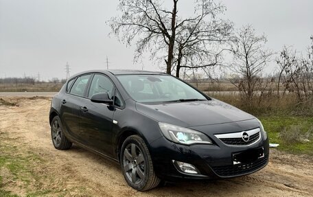Opel Astra J, 2011 год, 480 000 рублей, 1 фотография