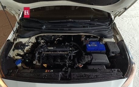 Hyundai Solaris II рестайлинг, 2019 год, 1 070 000 рублей, 11 фотография