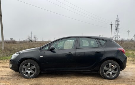 Opel Astra J, 2011 год, 480 000 рублей, 2 фотография