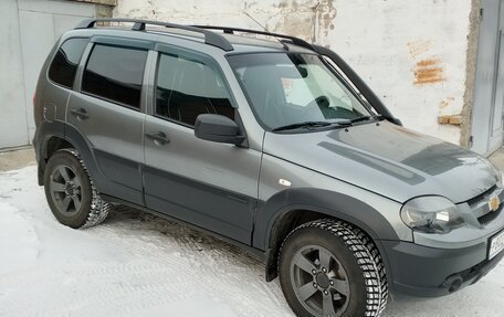 Chevrolet Niva I рестайлинг, 2019 год, 950 000 рублей, 2 фотография