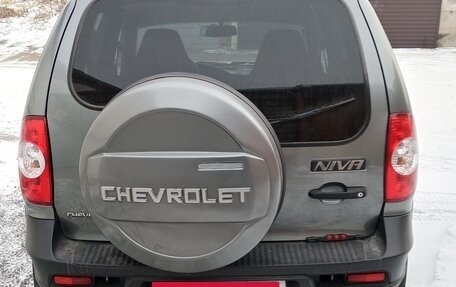 Chevrolet Niva I рестайлинг, 2019 год, 950 000 рублей, 4 фотография