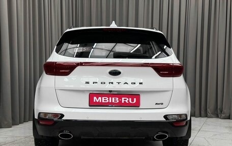 KIA Sportage IV рестайлинг, 2020 год, 2 379 000 рублей, 5 фотография