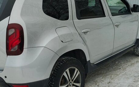 Renault Duster I рестайлинг, 2016 год, 1 300 000 рублей, 3 фотография