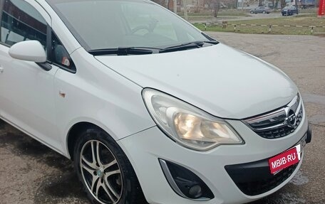 Opel Corsa D, 2014 год, 890 000 рублей, 1 фотография