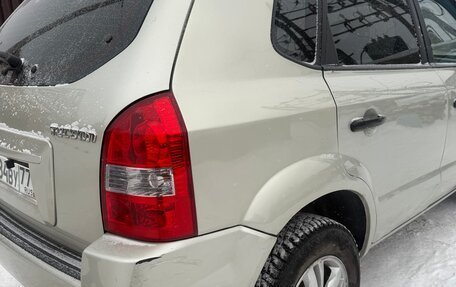 Hyundai Tucson III, 2008 год, 670 000 рублей, 3 фотография