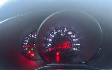 KIA Soul II рестайлинг, 2017 год, 1 200 000 рублей, 12 фотография