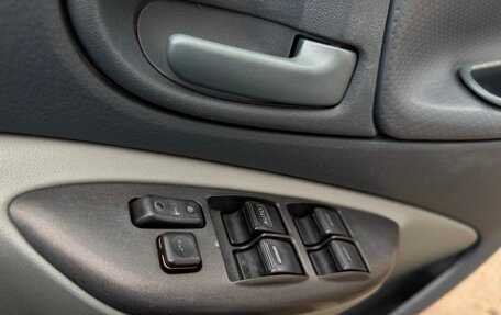 Toyota Vitz, 1999 год, 360 000 рублей, 8 фотография