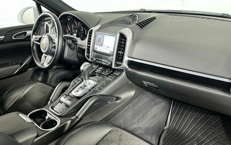 Porsche Cayenne III, 2016 год, 3 999 000 рублей, 14 фотография