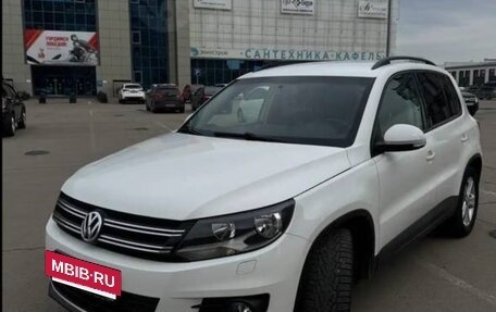 Volkswagen Tiguan I, 2012 год, 1 150 000 рублей, 2 фотография