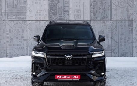 Toyota Land Cruiser, 2021 год, 14 999 000 рублей, 2 фотография