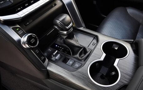 Toyota Land Cruiser, 2021 год, 14 999 000 рублей, 25 фотография