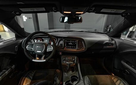 Dodge Challenger III рестайлинг 2, 2023 год, 20 500 000 рублей, 10 фотография