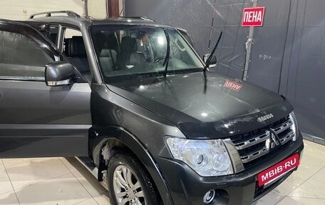 Mitsubishi Pajero IV, 2011 год, 2 000 000 рублей, 2 фотография