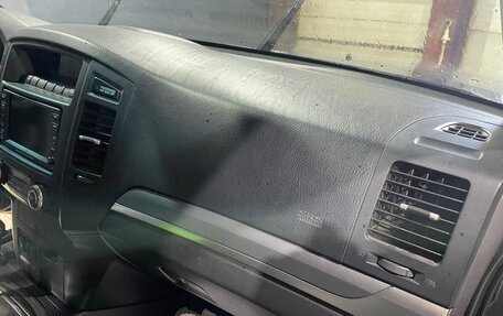 Mitsubishi Pajero IV, 2011 год, 2 000 000 рублей, 6 фотография