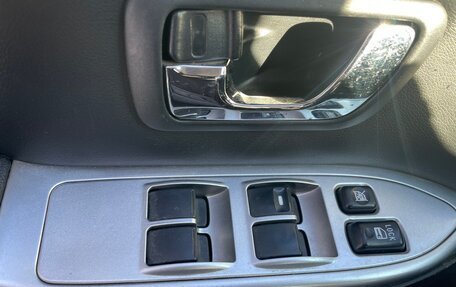 Mitsubishi Pajero IV, 2011 год, 2 000 000 рублей, 35 фотография