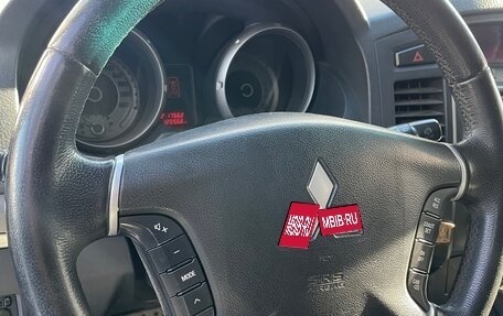 Mitsubishi Pajero IV, 2011 год, 2 000 000 рублей, 32 фотография