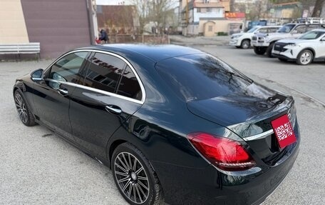Mercedes-Benz C-Класс, 2018 год, 1 900 000 рублей, 4 фотография