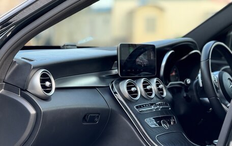 Mercedes-Benz C-Класс, 2018 год, 1 900 000 рублей, 14 фотография