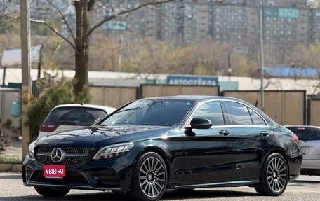 Mercedes-Benz C-Класс, 2018 год, 1 900 000 рублей, 13 фотография