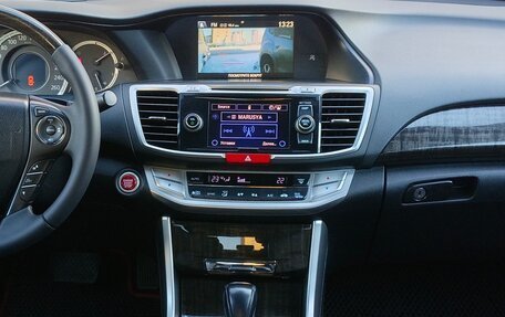 Honda Accord IX рестайлинг, 2013 год, 1 690 000 рублей, 11 фотография