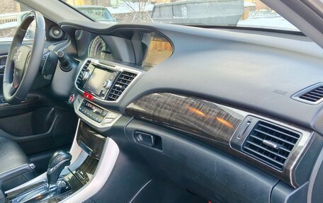 Honda Accord IX рестайлинг, 2013 год, 1 690 000 рублей, 13 фотография