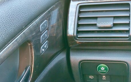 Honda Accord IX рестайлинг, 2013 год, 1 690 000 рублей, 16 фотография