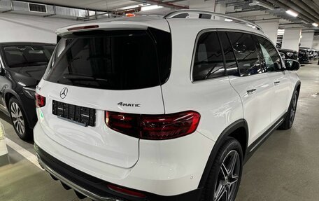Mercedes-Benz GLB, 2024 год, 6 850 000 рублей, 4 фотография