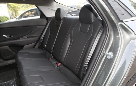 Hyundai Elantra, 2025 год, 1 900 000 рублей, 16 фотография