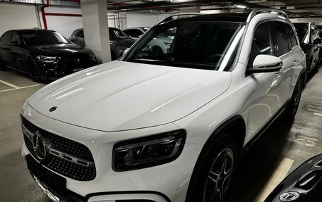 Mercedes-Benz GLB, 2024 год, 6 850 000 рублей, 2 фотография