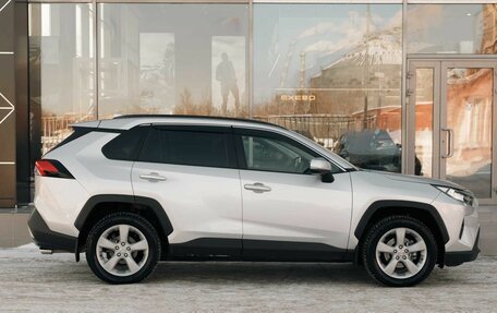 Toyota RAV4, 2020 год, 3 465 000 рублей, 4 фотография