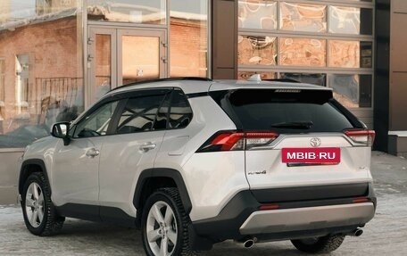Toyota RAV4, 2020 год, 3 465 000 рублей, 7 фотография