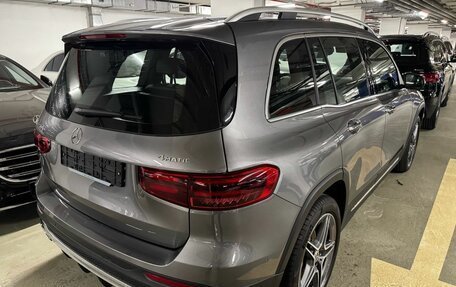 Mercedes-Benz GLB, 2024 год, 6 850 000 рублей, 3 фотография