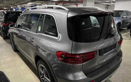 Mercedes-Benz GLB, 2024 год, 6 850 000 рублей, 5 фотография