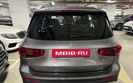 Mercedes-Benz GLB, 2024 год, 6 850 000 рублей, 4 фотография