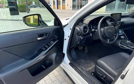 Lexus IS III, 2024 год, 5 380 000 рублей, 8 фотография