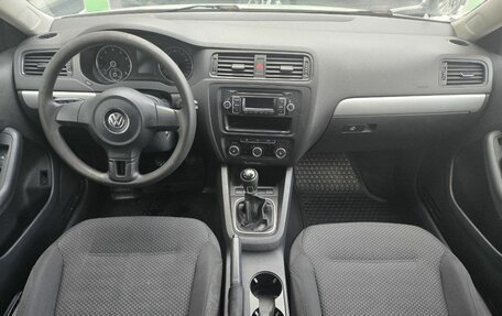 Volkswagen Jetta VI, 2013 год, 610 000 рублей, 9 фотография