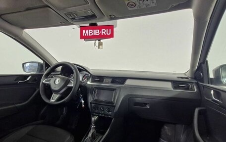 Skoda Rapid I, 2015 год, 820 000 рублей, 10 фотография